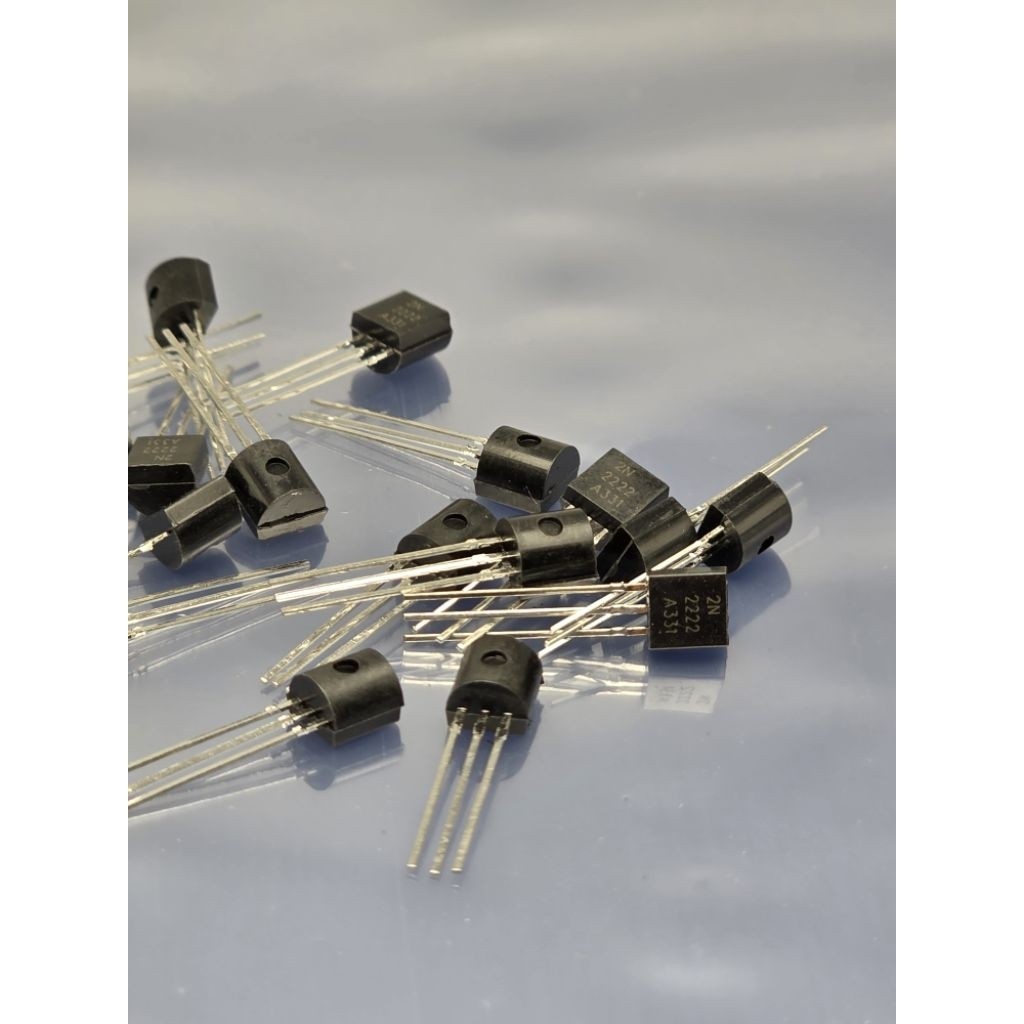 ร้านแนะนำ 5ชิ้น NPN Transistor 2N2222. • Max Vce 40 Volts. • Veb 6 Volts. • Max Ic 0.8 Amps. • ตัวถั