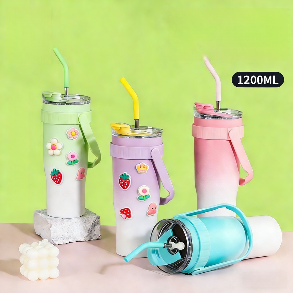 Cups แก้วเก็บความเย็น แก้วกาแฟความจุใหญ่ สเตนเลสแท้ลายน่ารัก ขนาดใหญ่40oz พร้อมหลอดดูด มีหูหิ้ว แก้วน้ำสเตนเลส ถ้วยรถ ราคา ถูกที่สุด ดีลบีเคเค แกลเลอรีภาพที่ 2
