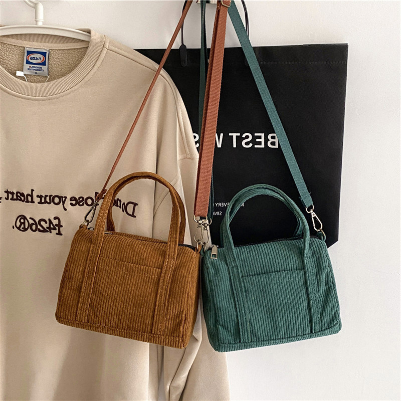 ฤดูใบไม้ร่วงและฤดูหนาว Mini Corduroy Corduroy กระเป๋ากระเป๋าถือ Simple All match Artistic ไหล่ Cross