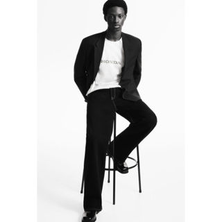 H&M(เอชแอนด์เอ็ม) เสื้อยืดทรงหลวม (Loose Fit T-shirt) Men Lo…