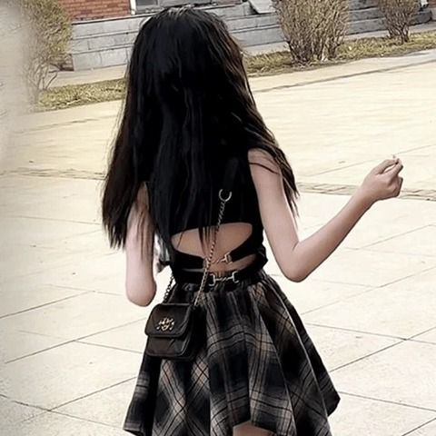 สาวฤดูร้อนชุดฤดูร้อนฤดูร้อนสไตล์ตะวันตกเสื้อกั๊กกลวงเด็กกระโปรงลายสก๊อตชุดสองชิ้นกลางเด็กใหญ่อินเทรนด์