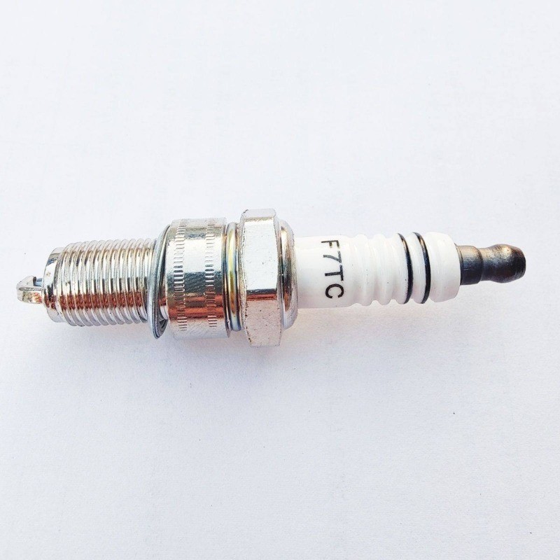 Gas Engine Spark Plug 168/170/188 สำหรับเครื่องปั่นไฟ/ไถ/ขัด F7TC/F6TC/F5TC