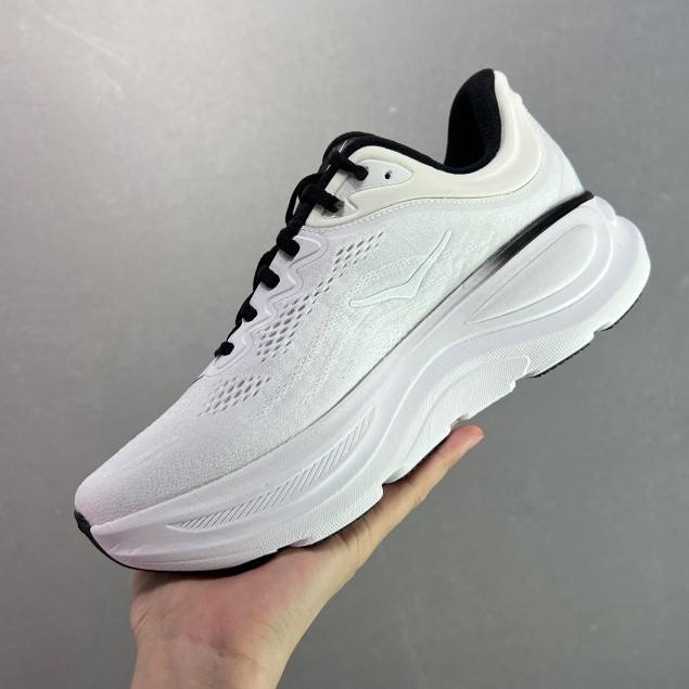 รองเท้าวิ่ง Hoka Bondi 9 สุภาพสตรี