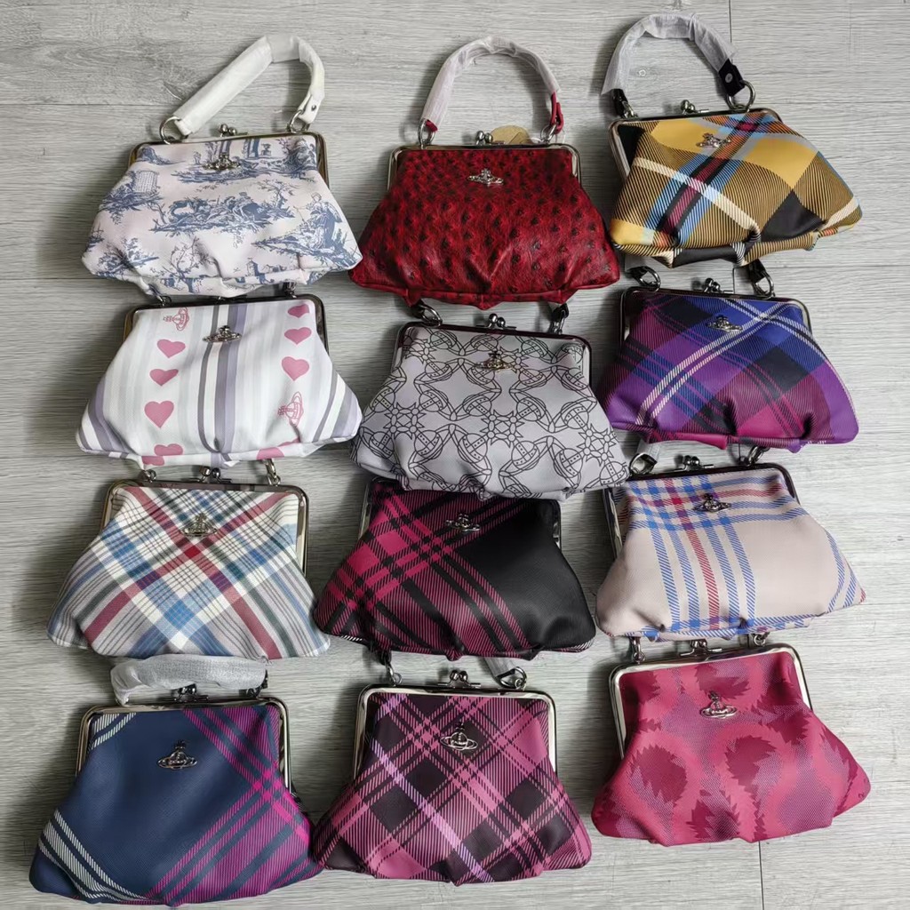 Vivienne Saturn กระเป๋า Hobo ดีไซน์คลิป พิเศษด้วยสายโซ่