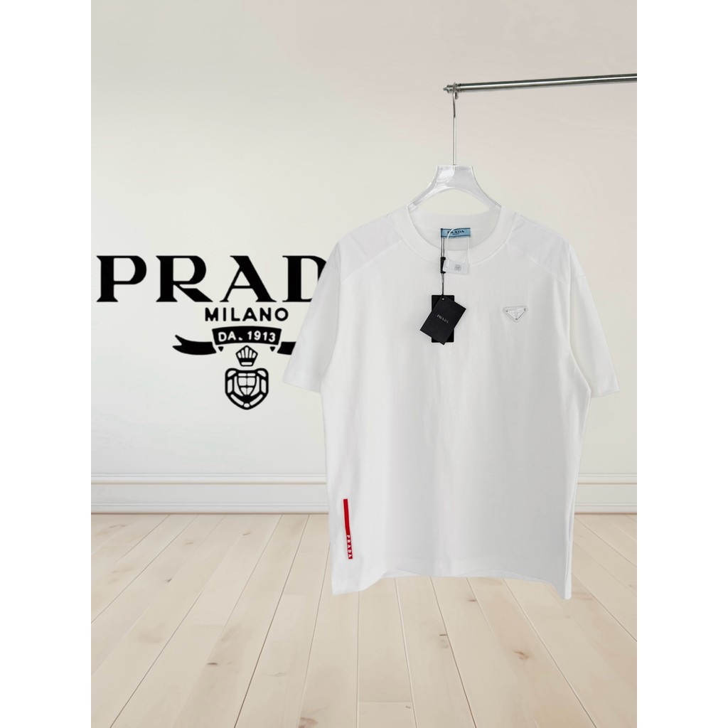 Prada/Prada/Prada/2026 คลาสสิกรอบคอแขนสั้นเสื้อยืดผู้ชายผู้หญิงสไตล์ Bottoming หนาด้านในหนา Impervio