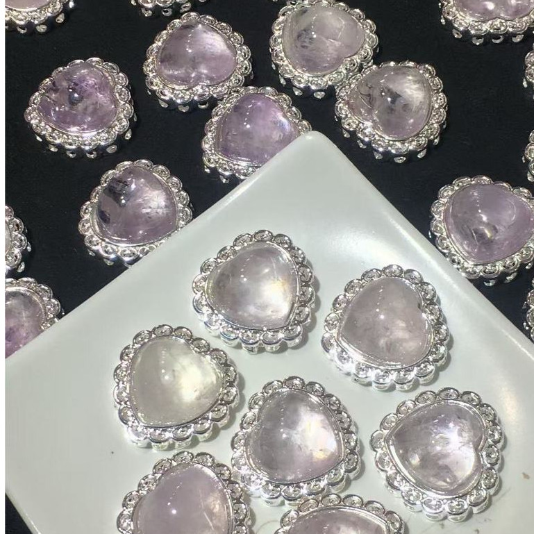 ธรรมชาติ Amethyst Lavender Love Heart Magic กล่องประมาณ 26 มม.แกะสลักชิ้นเครื่องประดับน่ารัก Hand-Made เครื่องประดับ diy อุปกรณ์เสริม Simple All-Match ของขวัญ
