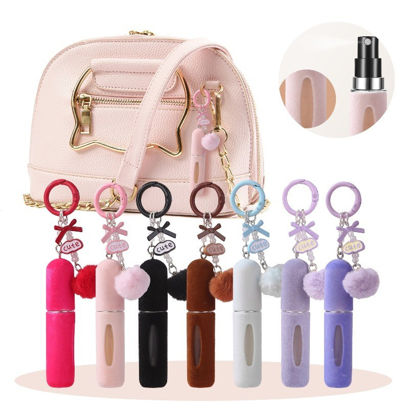 【ขวดเเบ่งน้ำหอมพกพา】ขวดน้ําหอมเปล่า ขวดน้ำหอมแบบแขวนสร้อย 5ml ปั้มเติมก้นขวด แบบพกพามินิ แขวนบนถุง การเดินทาง/ตกแต่ง ราคา ถูกที่สุด ดีลบีเคเค แกลเลอรีภาพที่ 3