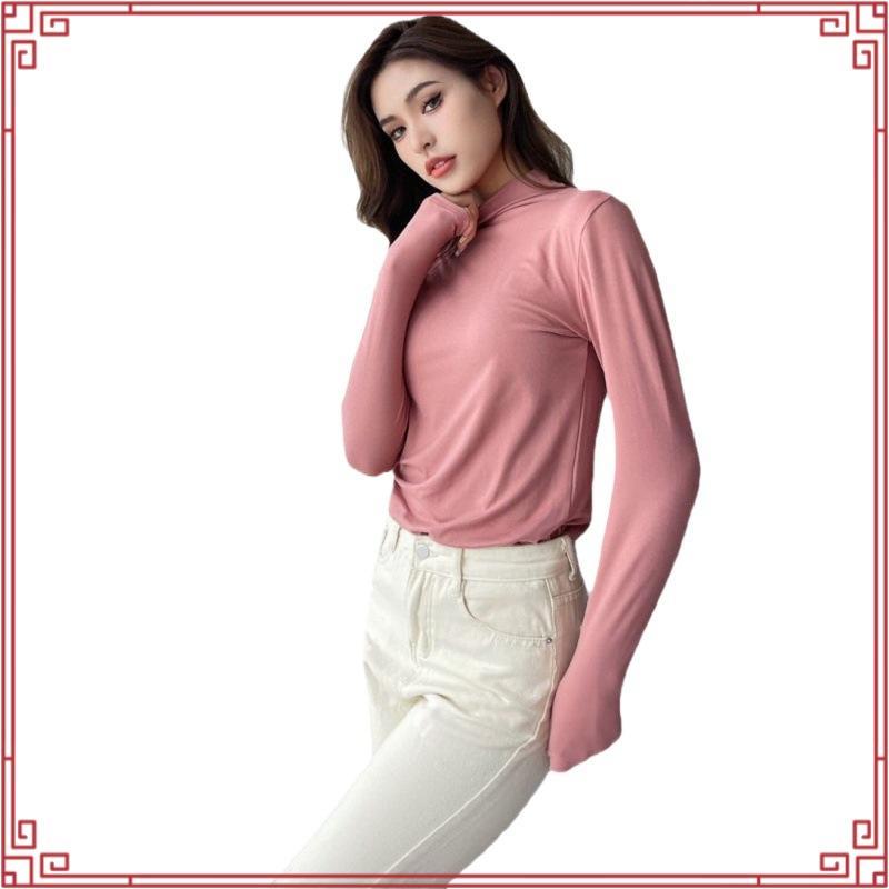 coat over เสื้อรุ่น heatech freeze มี2สี ของใหม่คะ