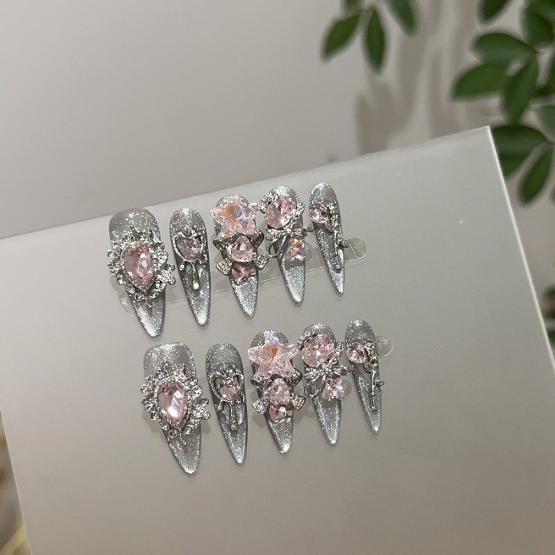เล็บสีเงิน แบบยาว เล็บปลอม เล็บปลอมติด nail เล็บปลอมเจล งานแฮนด์เมด ใช้ซ้ําได้ แถมกาวและตะไบ ราคา ถูกที่สุด ดีลบีเคเค แกลเลอรีภาพที่ 9