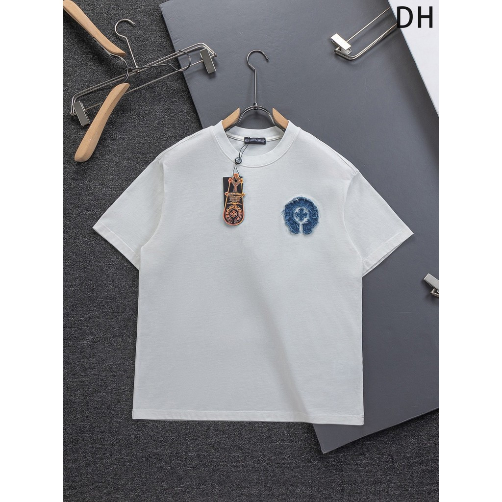 2026 สไตล์ใหม่ CHROME HEARTS ผู้ชายผู้หญิงพิมพ์เสื้อยืดกีฬาเสื้อยืดอินเทรนด์เสื้อยืด Commuter เสื้อย