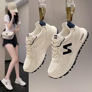 รองเท้า หญิงใหม่ล่าสุดจากต่างประเทศ พื้นหนา ระบายอากาศดี ใส่สบายมาก ไซส์มาตรฐานครบวงจร ราคาพิเศษวันนี้ ส่งฟรีด่วน