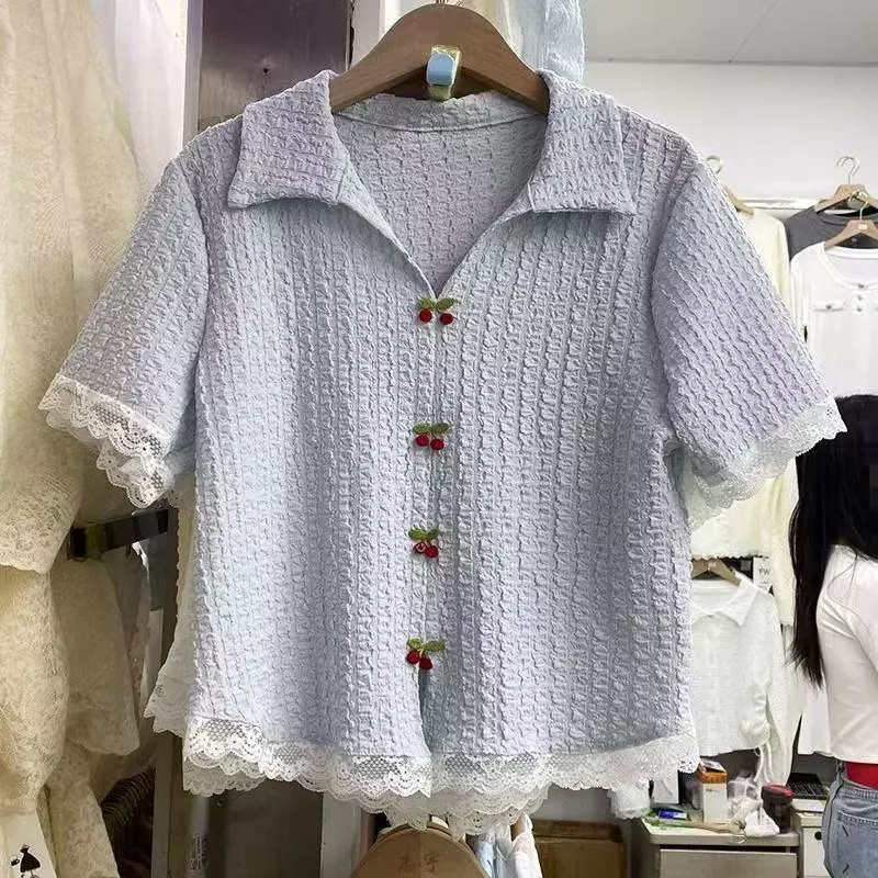 Red Berry เสื้อแขนสั้นคอวีเปิดไหล่ลายดอกซากุระ ชายลูกไม้ W708 thumbnail 6