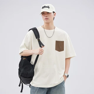 Chaistyle แขนสั้นผู้ชาย สไตล์ญี่ปุ่น เสื้อยืดแขนสั้น คอกลม มีกระเป๋า แฟชั่นเรียบง่าย สีตัดกัน ง่ายต่อการแมทช์ สีดำ สีขาว