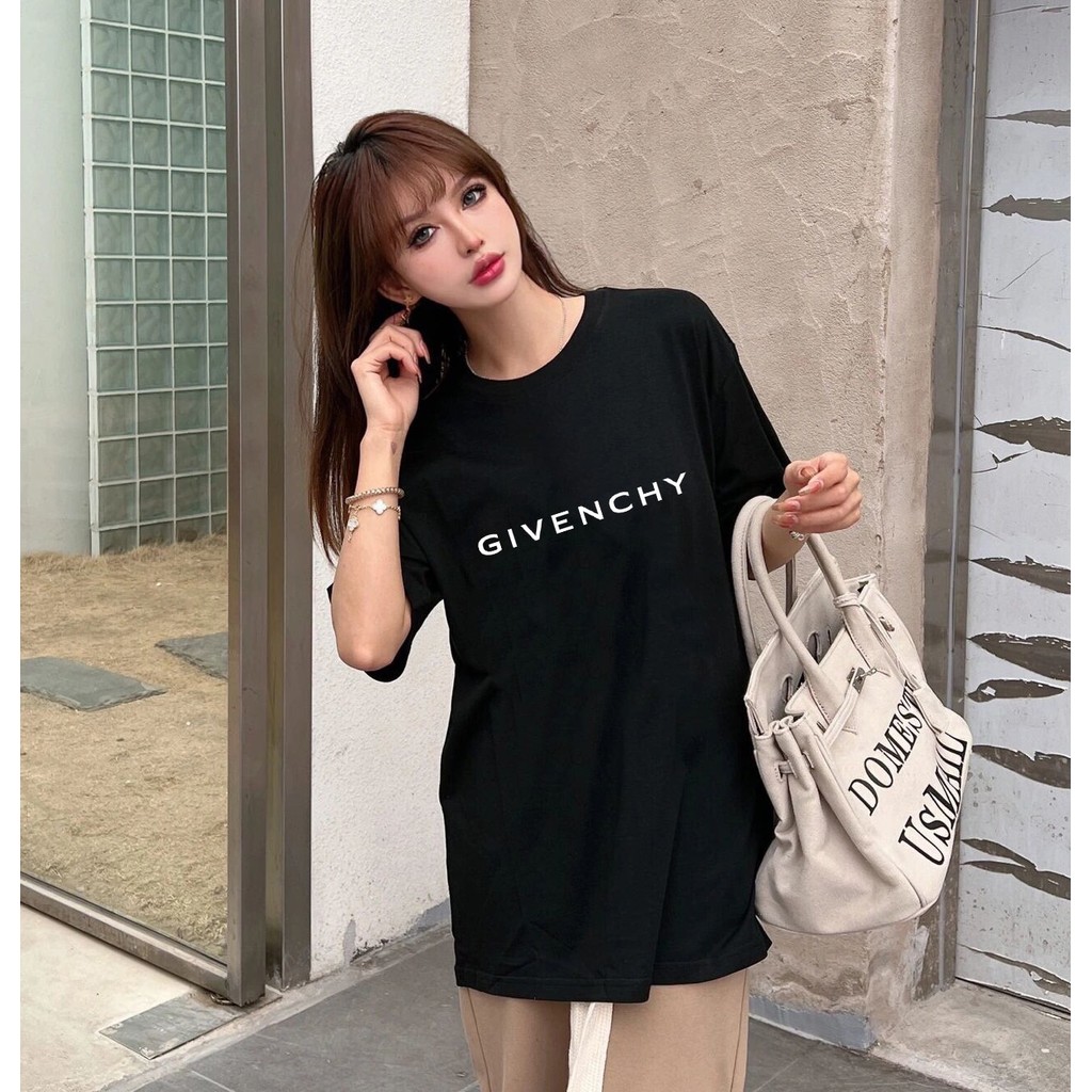 GIVENCHY/GIVENCHY 2026 คลาสสิกรอบคอแขนสั้นเสื้อยืดผู้ชายผู้หญิงสไตล์ทุกวัน Top 2025 ฤดูใบไม้ร่วงผ้าฝ