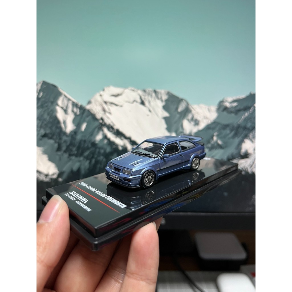 1/64 inno FORD sierra rs500 cosworth Metallic Blue FORD SIERRA RS500 COSWORTH Self-Visual ขายไม่คืนเ