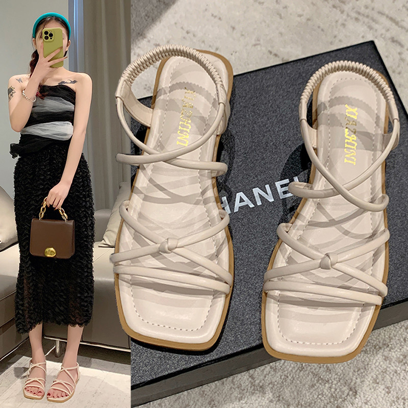 Niche French Low Heel Fairy Style Sandals 2026 Fashion Flat Roman Shoes All-Match Casual Beach Shoes