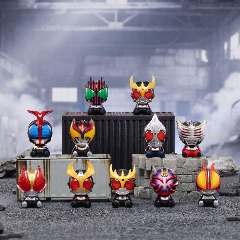 POPMART Kamen Rider รุ่น Q Super Mini Chess Piece รูปสํานักงานตุ๊กตา Mystery กล่องสามมิติตู้เย็นสติกเกอร์ตกแต่งของขวัญแลกเปลี่ยน - รูปที่ 6