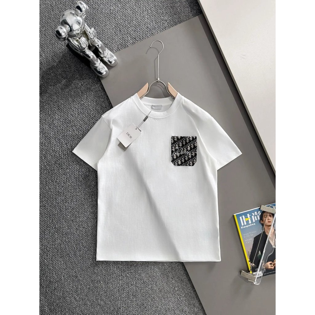 รุ่นยอดนิยม D หน้าอก Presbyopic Patch กระเป๋ากลับกรอบสามมิติเย็บปักถักร้อยโลโก้ Casual แฟชั่น All-Ma