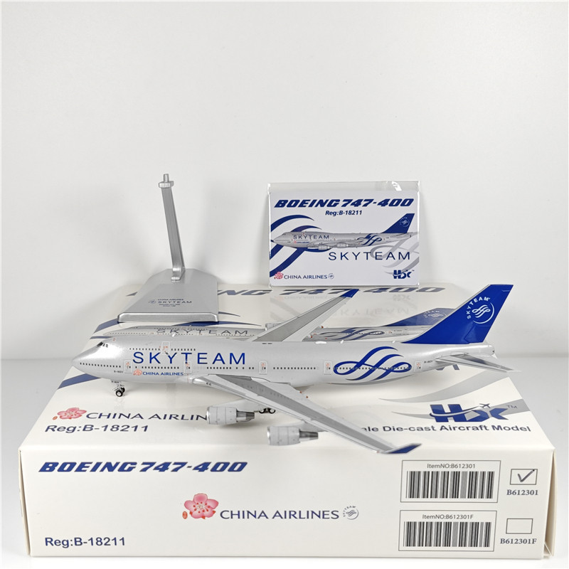 HX 1: 400 China Airlines B747-400 B-18211 United Alloy เครื่องบินรุ่น