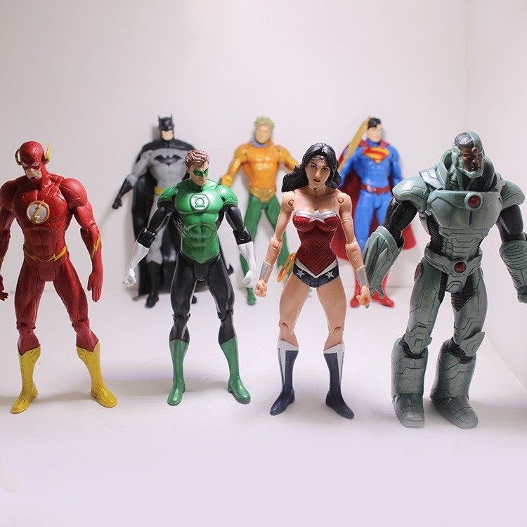 ((คลังสินค้าพร้อม) DC Justice League Superhero S Superman Wonder Woman Batman รูปตุ๊กตาตกแต่ง 3/11