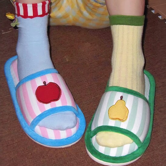 รองเท้าพื้น Apple Home% X260316