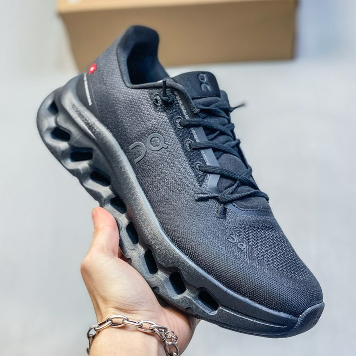 Cloudtitl 2025 รองเท้าเดินป่าสำหรับผู้ชายและผู้หญิง ออกแบบมาให้มีการกันกระแทกกันน้ำ ดีไซน์ทันสมัย ขน