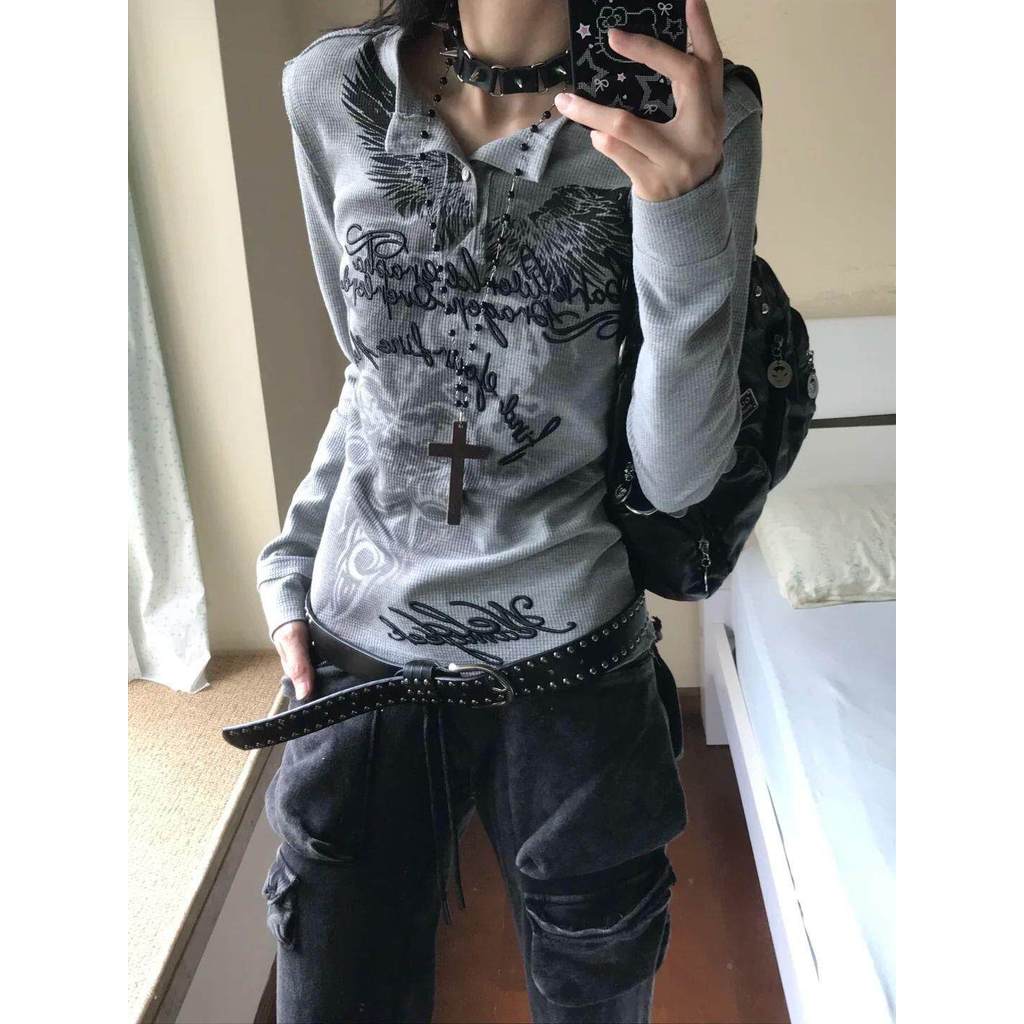 เสื้อยืดแขนยาวพิมพ์ลายสไตล์ Y2K สำหรับผู้หญิง ทรงเข้ารูป