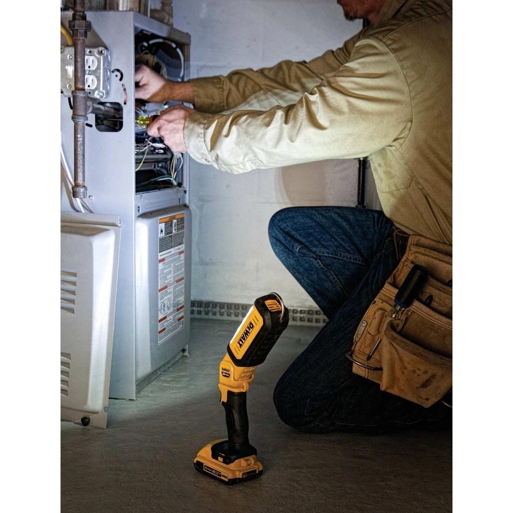 ไฟฉาย LED ไร้สาย DEWALT 20V รุ่น DCL050N-KR เครื่องเปล่า thumbnail 7