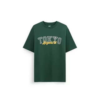 AIIZ (เอ ทู แซด) - AIIZ เสื้อยืดคอกลมผู้ชาย ลายกราฟิก AIIZ Men's Graphic T-Shirt