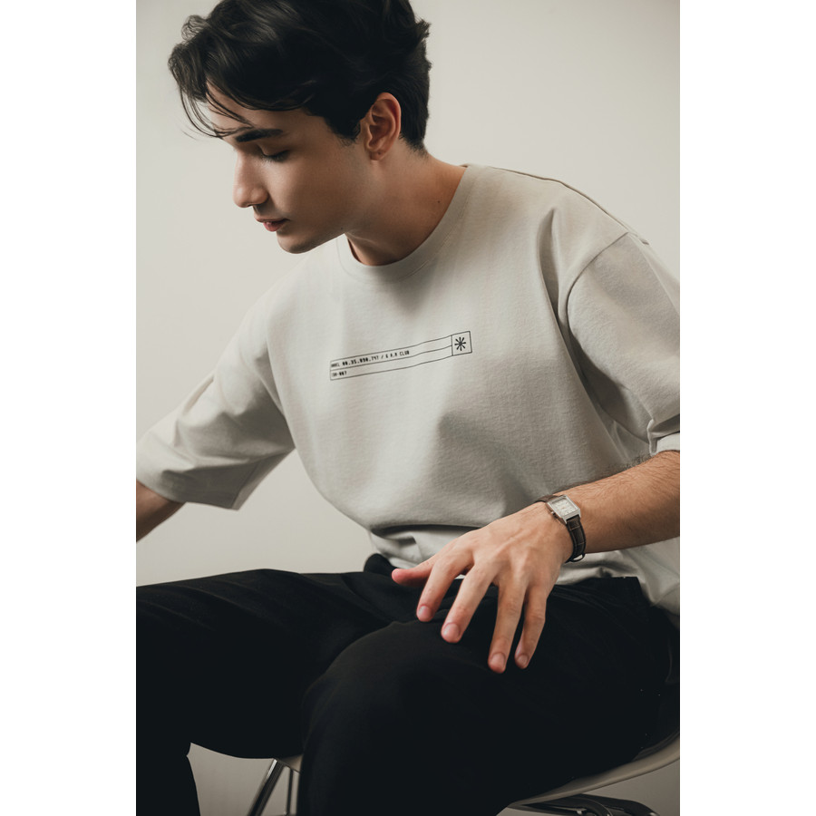 LARUSSO 6 AM Club - Mens 6 AM Club Graphic Oversize Tee - สีเทาไวโอเล็ต