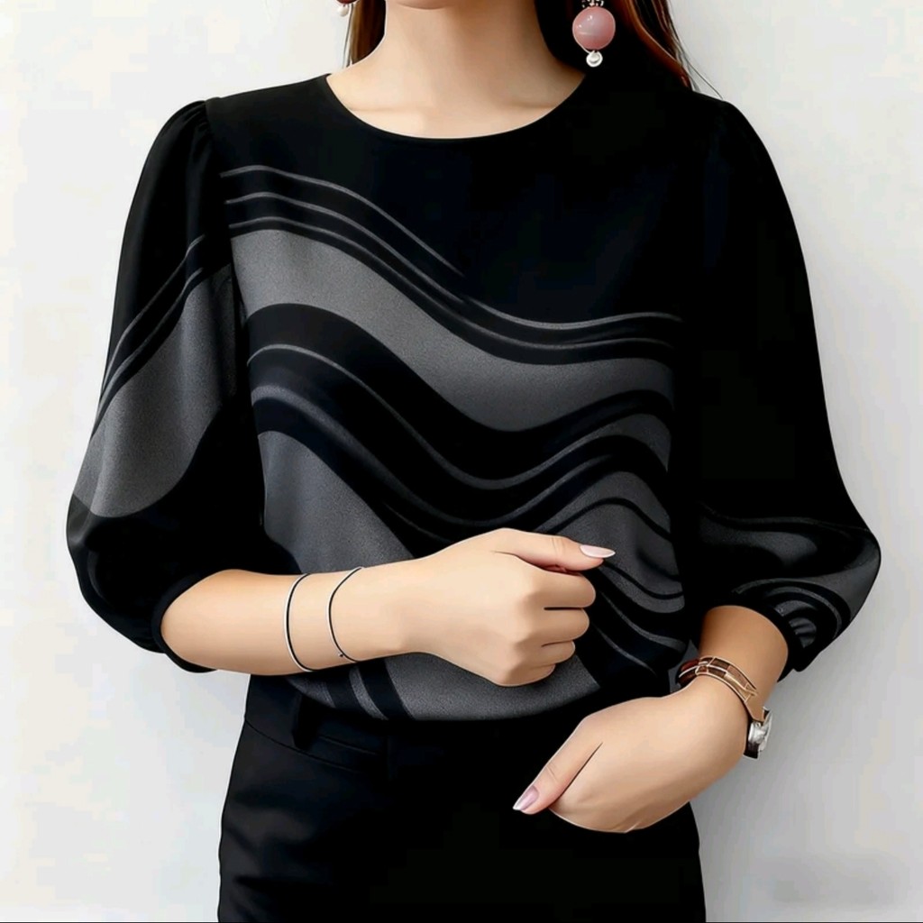 เสื้อยืดผู้หญิงแขน 3/4 สีดำ ลายทาง สง่างามทันสมัย ทรงหลวม คอกลม
