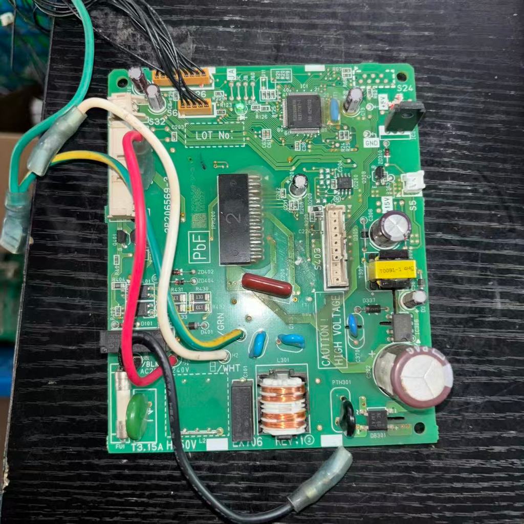 แผงวงจร Daikin Inverter FTXP35HV2C รหัส 2P206569-2/3 ของแท้