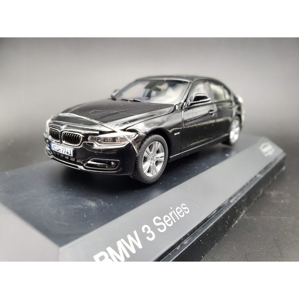 [คลังสินค้าพร้อม] 1: 43 โมเดลรถ BMW BMW 3 Series