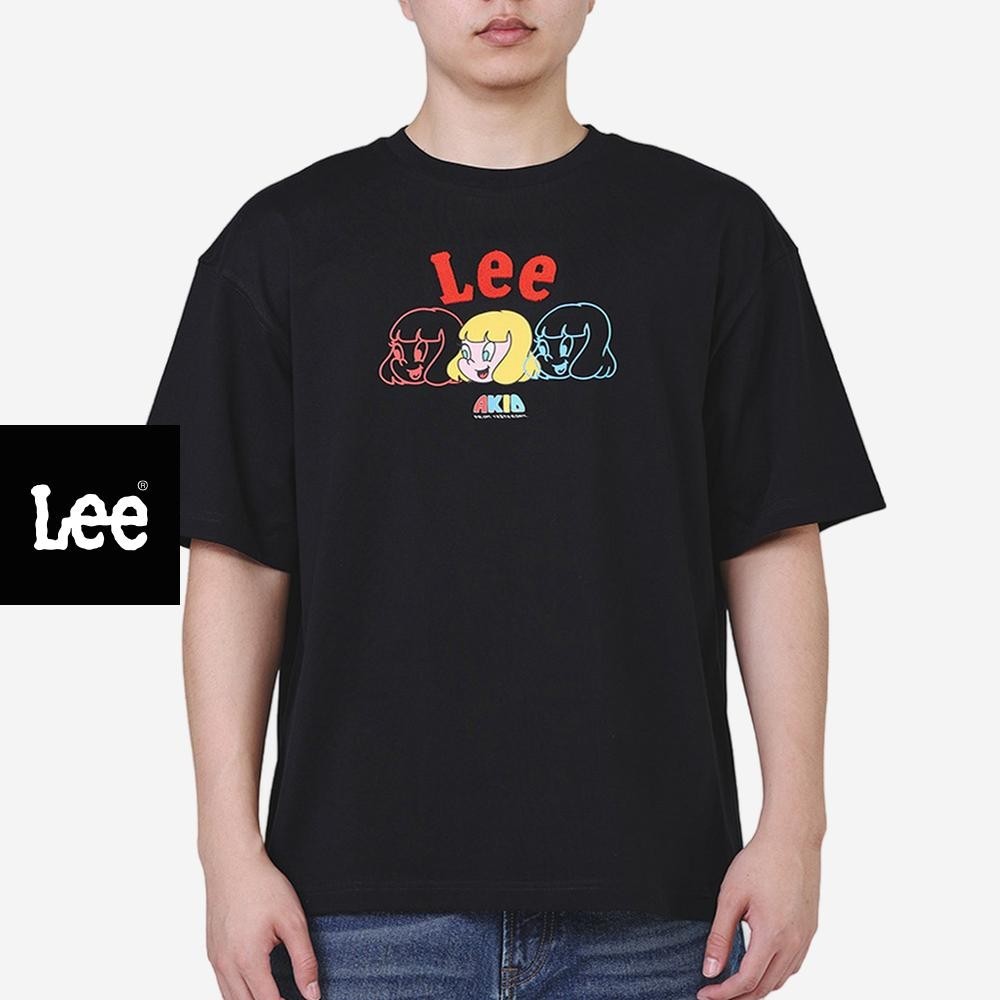 LEE เสื้อยืดแขนสั้นผู้ชาย คอลเลคชั่น Lee x Akid From Yesterday ทรง Loose รุ่น LE F225MTSSN12 สีดำ