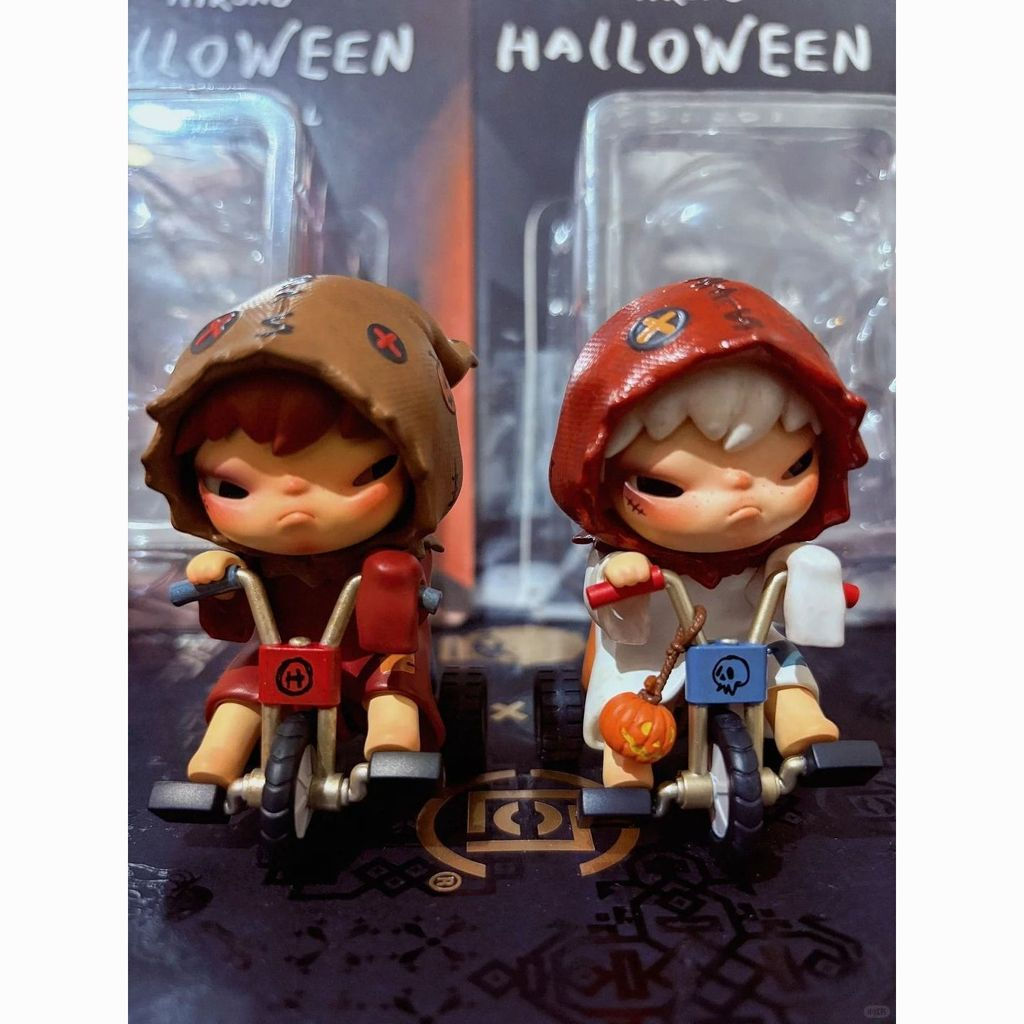 Hirono Halloween ตุ๊กตา กล่องตาบอด ของขวัญ ของตั้งโชว์ ของเล่นรถ ป้าย hirono MQNV