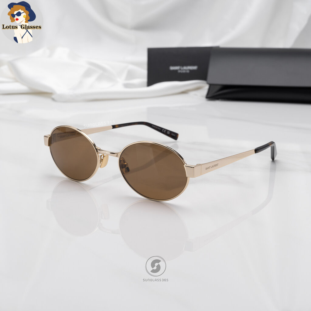 🍀แว่นกันแดด YVES SAINT LAURENT SL692 004