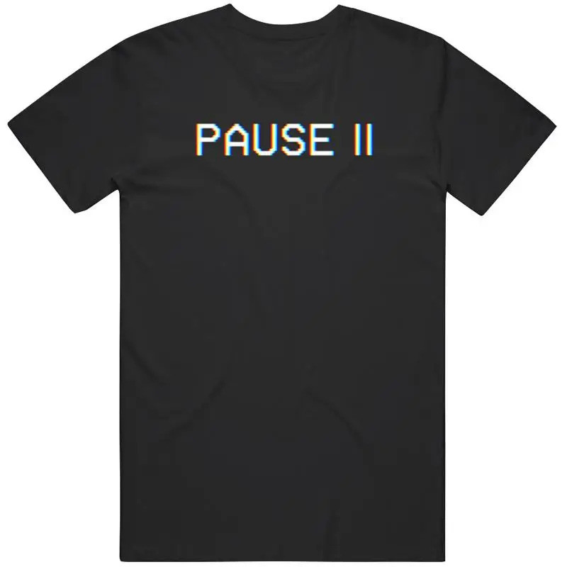 เสื้อยืดลาย Pause VHS Retro