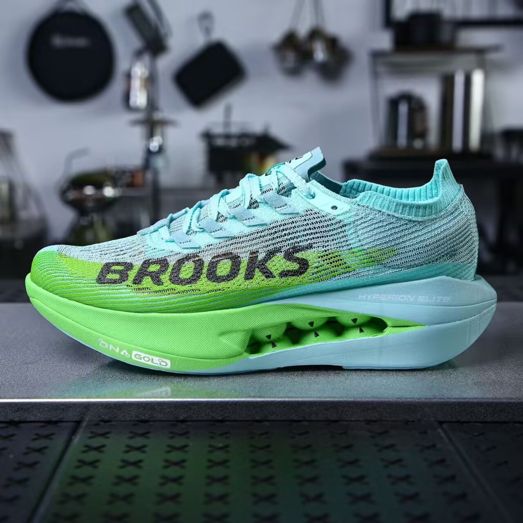 Brooks Hyperion Elite 5 Tornado 5 Carbon Plate Racing Shoes สบายอเนกประสงค์ กันลื่น รองเท้าวิ่งแข่งข