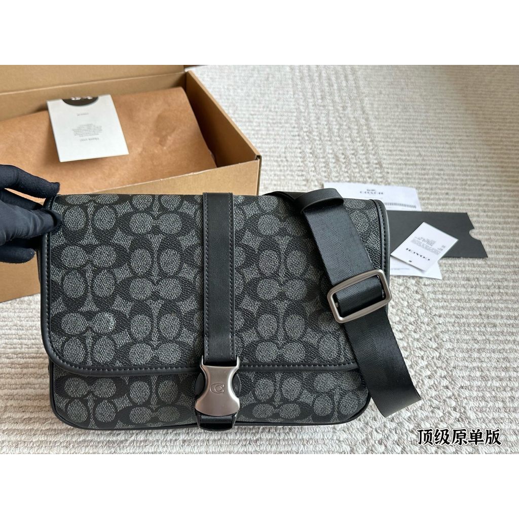 ขนาด: 28 20 ซม. สินค้าใหม่ Black Boy Camera Bag Boy Bag