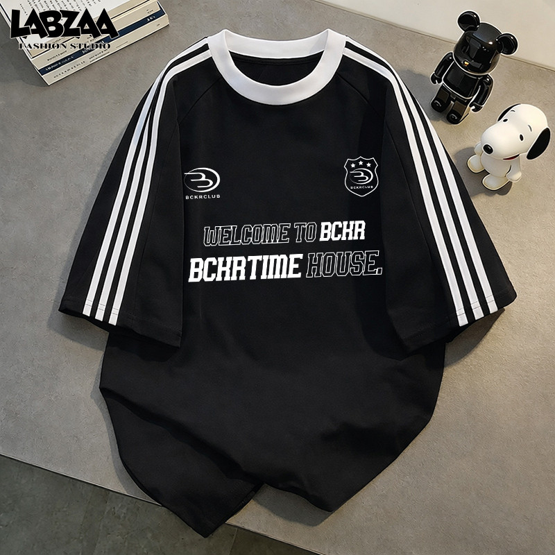 【จัดส่งจากกรุงเทพฯ】LABZAA เสื้อยืดแขนสั้นคอกลม วินเทจฟอกน้ำ Oversized ลายตัวอักษร ระบายอากาศ ผ้าฝ้าย 100% YG599
