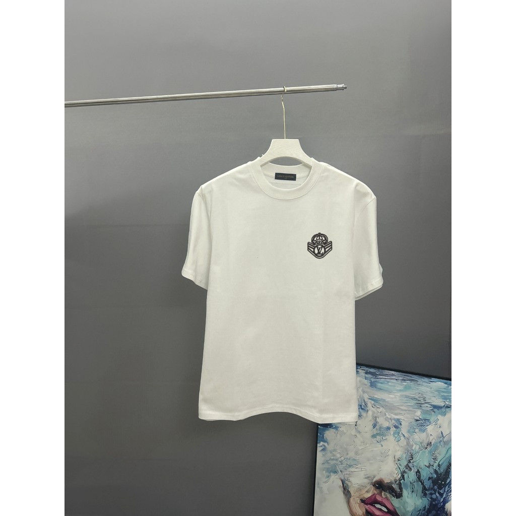 LO% UIS VU & ITTON/L @ V2026 Star คลาสสิกรอบคอแขนสั้นเสื้อยืดผู้ชายผู้หญิงสไตล์ Slim-fit Creative ฤด