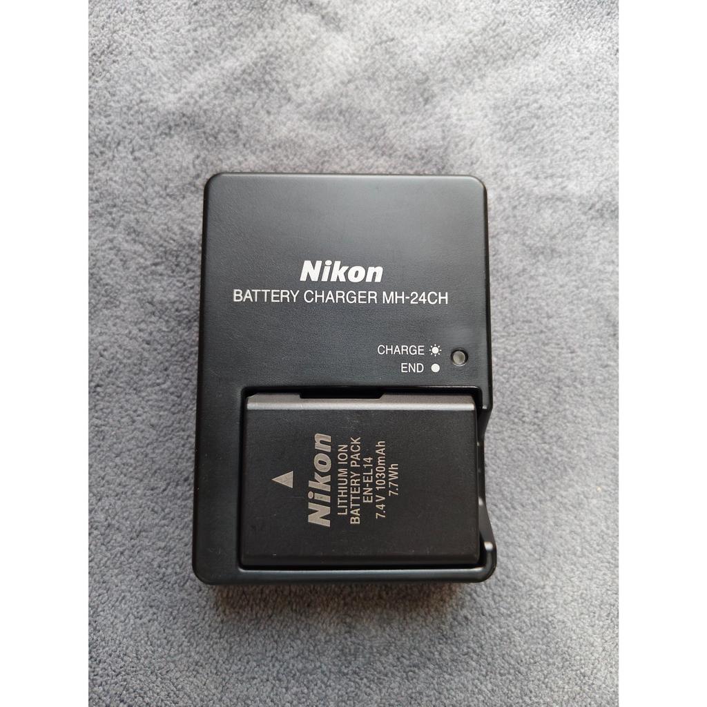 แบตเตอรี่ Nikon EN-EL14 EL14A มือสอง MH24C เครื่องชาร์จ D3200 D5100 P7100
