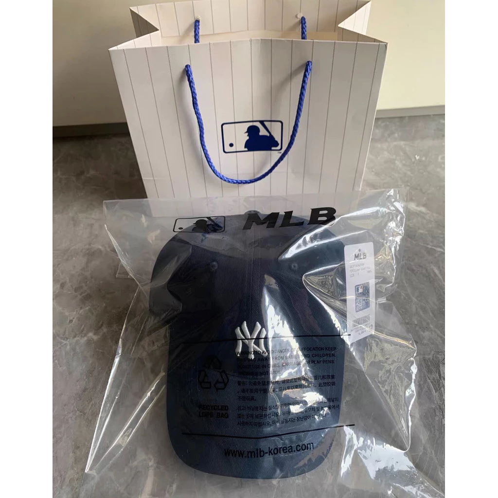 Korea เคาน์เตอร์แท้ 100% หมวกแก๊ปทรงคลาสสิก LA & NY Unisex รุ่น Yankees / Dodgers