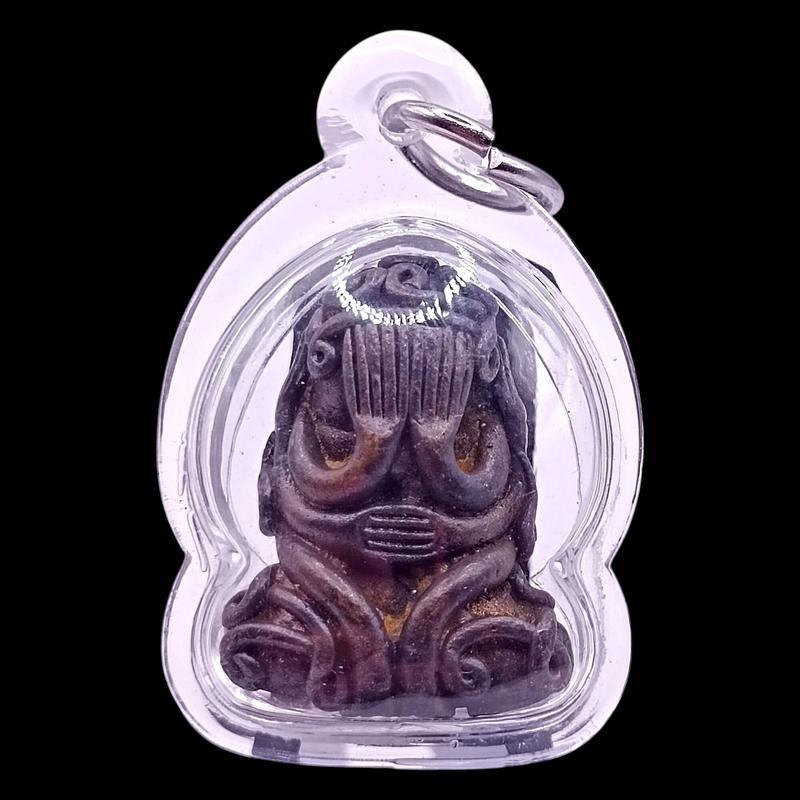 K517 พระปิดตา ยันต์ยุ่ง หลวงปู่เอี่ยม วัดหนัง เนื้อ สัมฤทธิ์ เลี่ยม กรอบพระ กันน้ำ ขนาด 1.5x3.0 ซม.