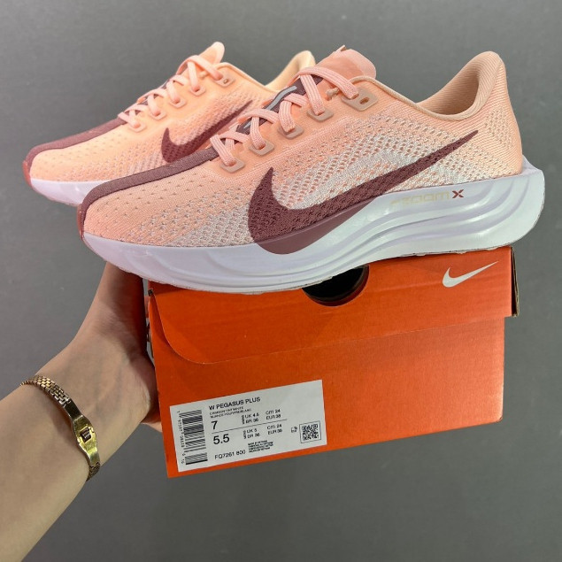 รองเท้ากีฬาผู้หญิง Pegasus Plus รองเท้าวิ่ง Pegasus 41 FQ7261-800@311