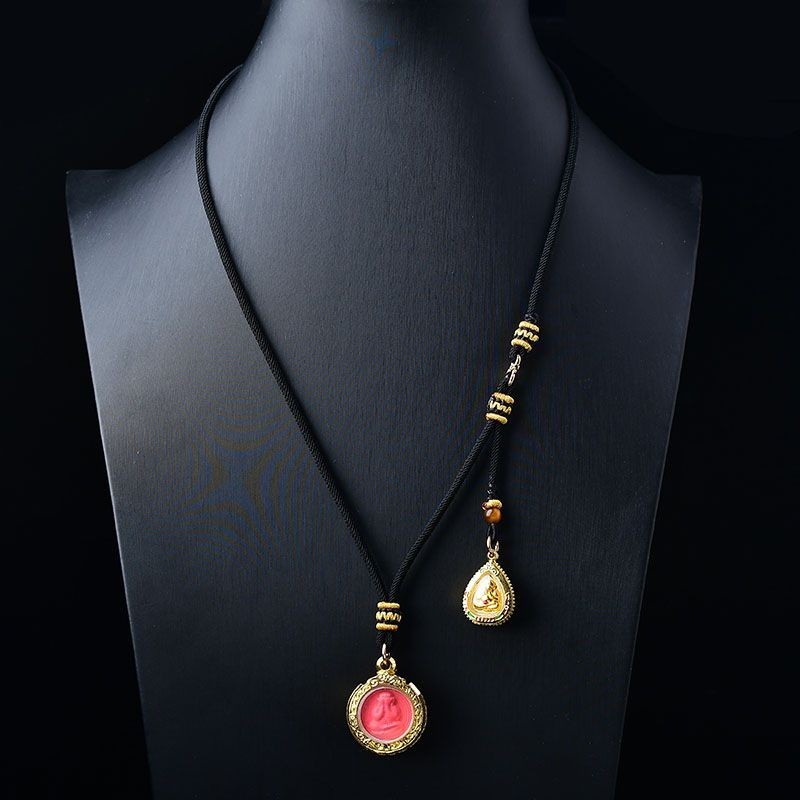 ใหม่ การออกแบบโซ่พระเครื่องไทย S หัวเข็มขัดด้านข้าง เครื่องประดับคริสตัล สร้อยคอขนาดเล็ก สร้อยคอโบรา