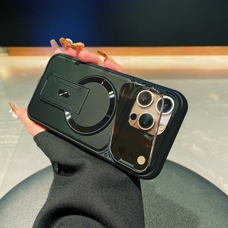 Mecha-style military anti-fall case for iPhone 17 Pro Max, magnetic attachment, new iPhone 16 Pro flip lens, folding hidden bracket, iPhone 15 premium anti-fall protective cover