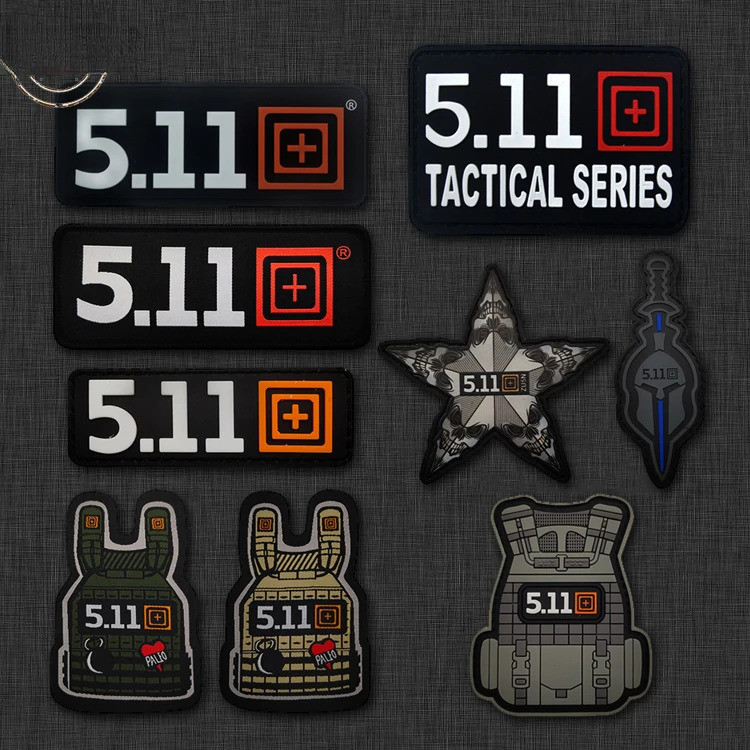 แพทช์สัญลักษณ์ PVC สำหรับกระเป๋าเป้และเสื้อผ้า พร้อมตะขอและของตกแต่ง morale armband
