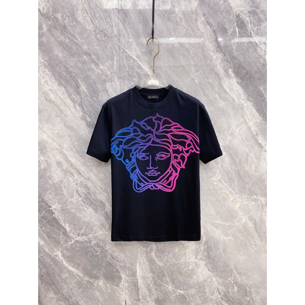 เสื้อยืดVersaceแขนสั้นพิมพ์ลาย ย้อนยุค ใส่ได้ทั้งผู้ชายและผู้หญิง