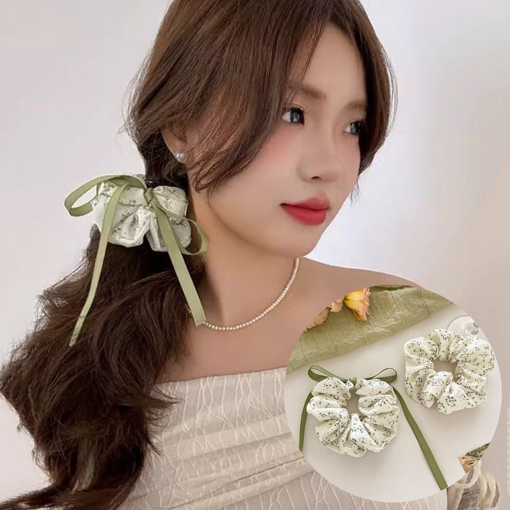 ยางยืดสำหรับผมลายดอกไม้สีเขียว พร้อมครีมถั่ว แบบโบว์ลายทาง เสริมแต่งทรงผมในสไตล์ป่า